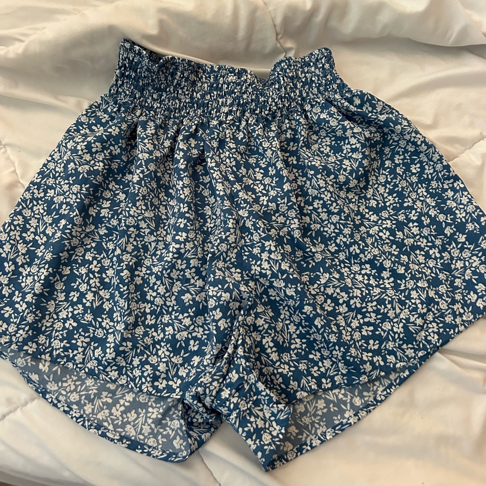 Shein floral flowy shorts